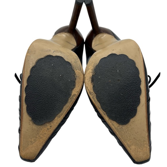 GUCCI BLACK PUMPS w RUCHING & BOW - Picture 6 of 7